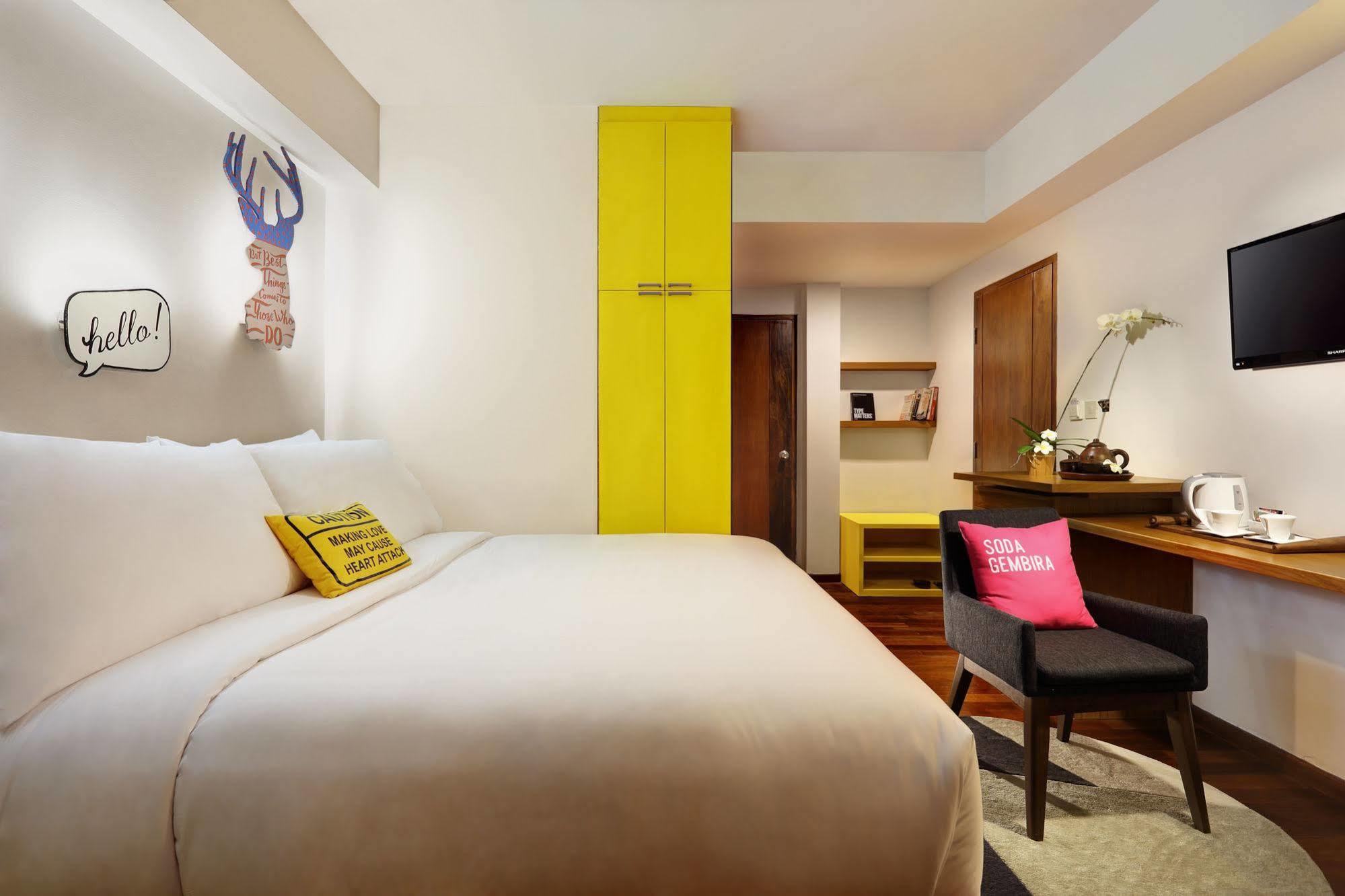 Hotel Capital O 852 The Silk At Dago Bandung Exterior foto