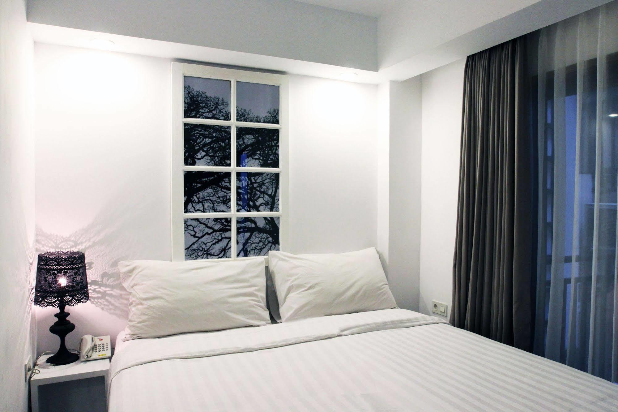Hotel Capital O 852 The Silk At Dago Bandung Exterior foto