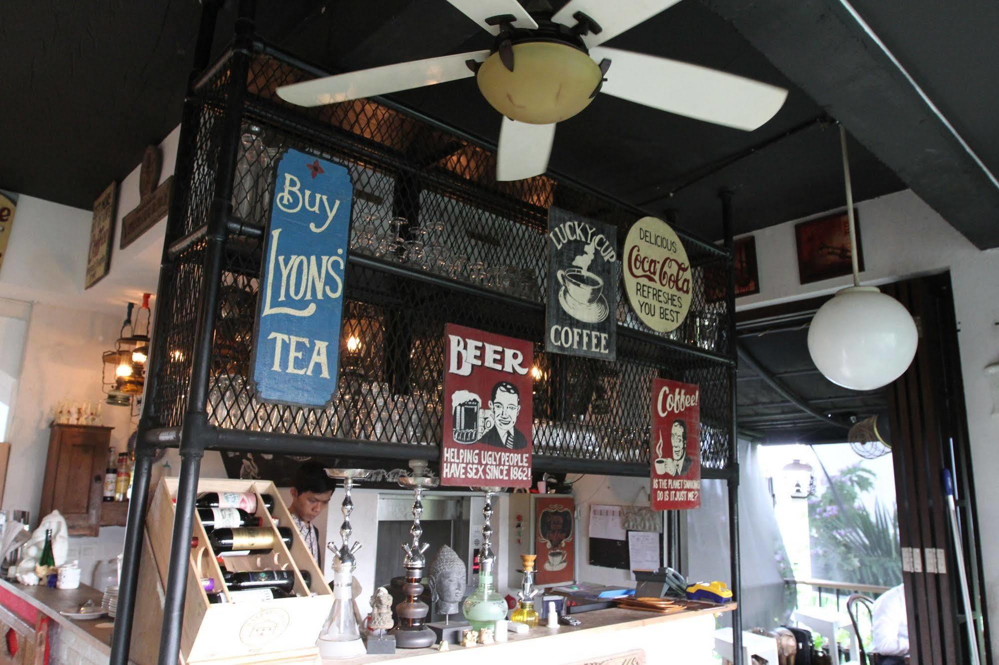 Hotel Capital O 852 The Silk At Dago Bandung Exterior foto