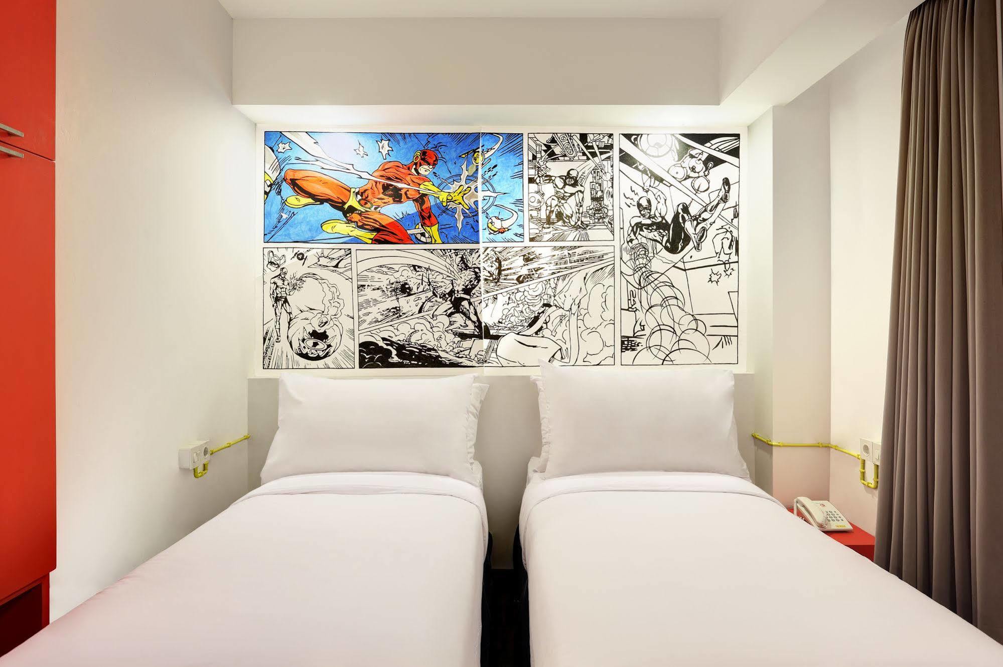 Hotel Capital O 852 The Silk At Dago Bandung Exterior foto