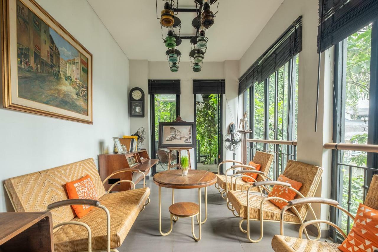 Hotel Capital O 852 The Silk At Dago Bandung Exterior foto