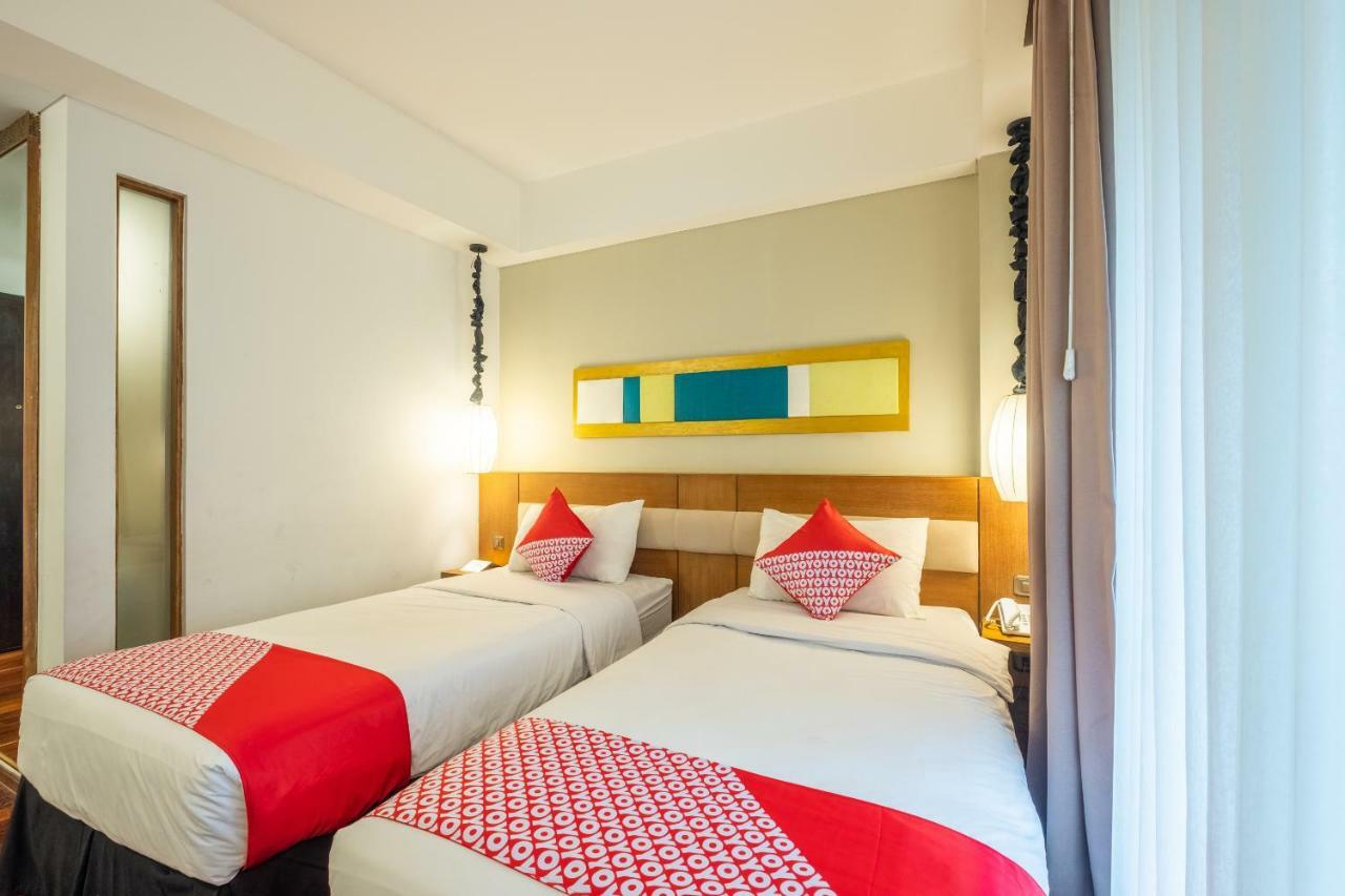 Hotel Capital O 852 The Silk At Dago Bandung Exterior foto