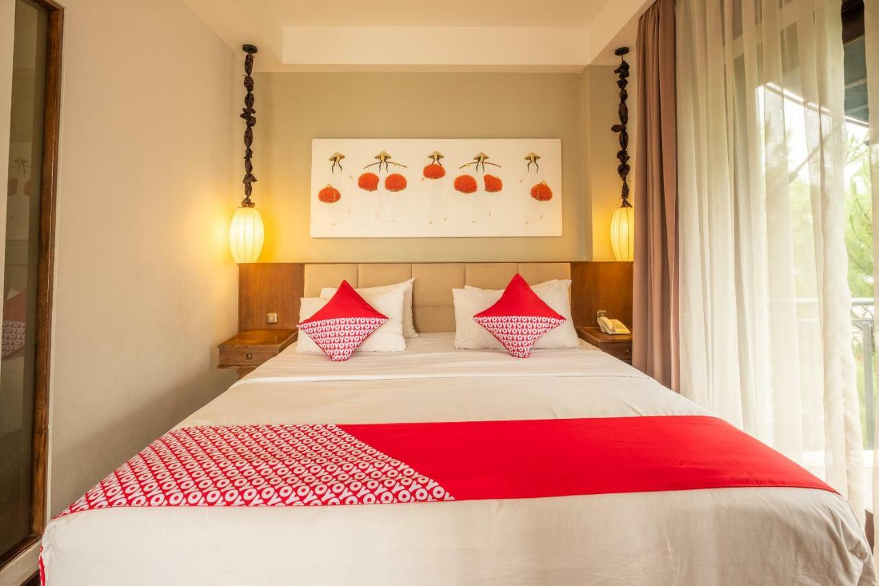 Hotel Capital O 852 The Silk At Dago Bandung Exterior foto