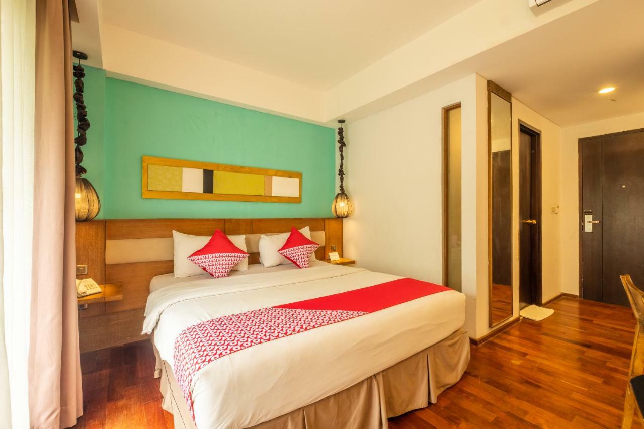 Hotel Capital O 852 The Silk At Dago Bandung Exterior foto